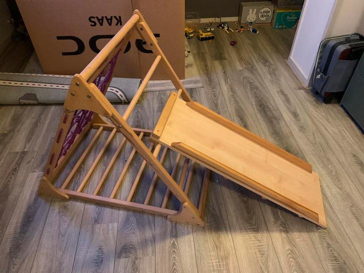 Pikler Klimrek met glijbaan, Kinderen en Baby's, Speelgoed | Houten speelgoed, Zo goed als nieuw, Ophalen