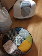 Hoek kattebak  en kussen, Ophalen of Verzenden