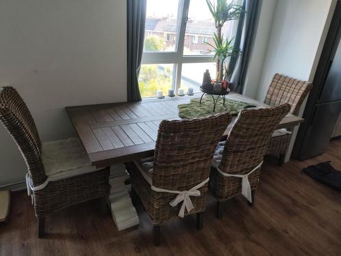 Acaciahout eethoek plus salontafel set, Huis en Inrichting, Complete eetkamers, Zo goed als nieuw, Ophalen