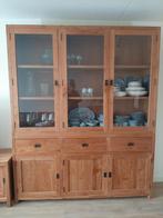 Teakhouten vitrinekast met glazen deuren, Huis en Inrichting, Kasten | Vitrinekasten, Ophalen, Gebruikt, Glas, Modern