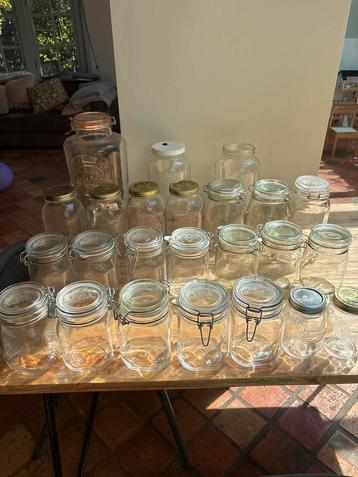 Grote verzameling weckpotten en meer (25pcs) beschikbaar voor biedingen