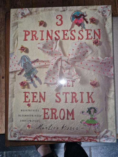 Box 3 prinsessen met een strik erom Marlies Visser NIEUW, Boeken, Prentenboeken en Plaatjesalbums, Nieuw, Plaatjesalbum, Ophalen of Verzenden