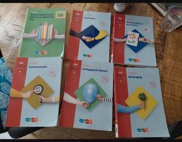 Onderwijsassistent mbo4 complete boeken set beschikbaar voor biedingen