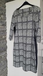 Getailleerde jurk geisha maat 42, Kleding | Dames, Jurken, Ophalen of Verzenden, Zo goed als nieuw, Maat 42/44 (L)