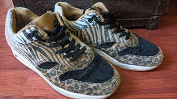 Dierenprint Sneakers beschikbaar voor biedingen