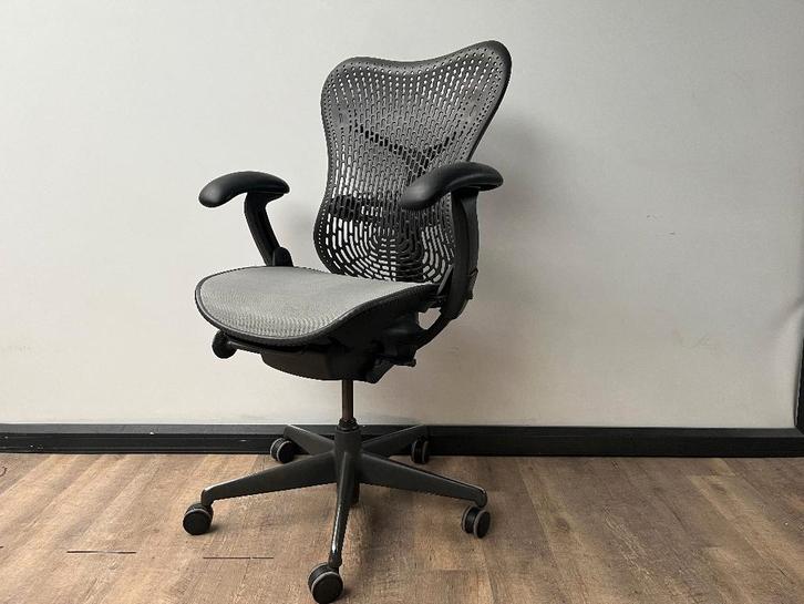 Herman Miller (Mirra) Tweedehands, Huis en Inrichting, Bureaustoelen, Gebruikt, Bureaustoel, Zwart, Ergonomisch, Ophalen of Verzenden