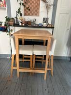 Houten statafel met witte, stoffen stoelen, Ophalen, Gebruikt