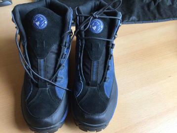 Stalschoenen. Wandelschoenen Maat 38 zgan beschikbaar voor biedingen