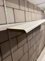 Ca 35m2 plinten in grondlak 12x90mm, Doe-het-zelf en Verbouw, Ophalen of Verzenden, Zo goed als nieuw, Mdf, 200 tot 250 cm