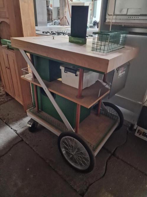 Tanqueray trolley serveerwagen mobiele bar, Huis en Inrichting, Barren, Ophalen