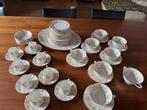 Vintage Allegro Coalport porselein uit Engeland, Verzamelen, Ophalen, Zo goed als nieuw, Porselein, Compleet servies
