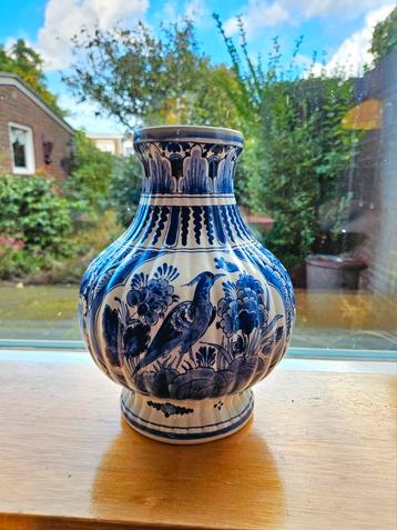 De Porceleyne Fles, Delft - Vaas - Aardewerk - Decor fauna beschikbaar voor biedingen