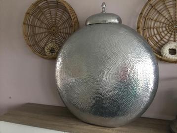 Prachtig XL VAAS BOKAAL zilverkleur NILS HOMESTORE 90cm Hoog beschikbaar voor biedingen