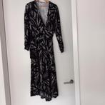 Wikkeljurk mt.L, Ophalen of Verzenden, Zo goed als nieuw, Maat 38/40 (M), Zwart