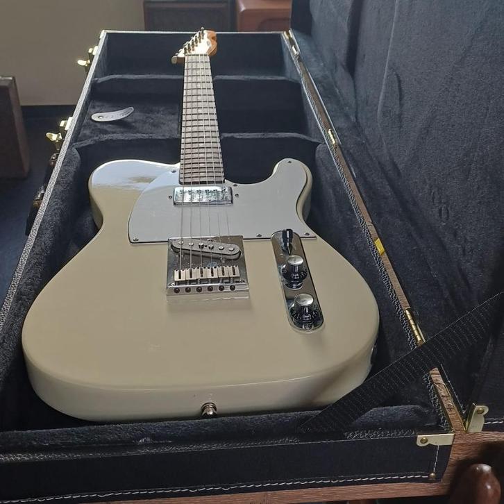 Charlee gitaar, Muziek en Instrumenten, Snaarinstrumenten | Gitaren | Elektrisch, Gebruikt, Solid body, Overige merken, Ophalen
