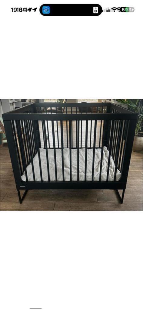 Kidsmill Modular Box Zwart, Kinderen en Baby's, Boxen, Zo goed als nieuw, Boxkleed, Ophalen