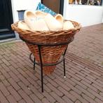 nu €15 grote Vintage verkoopmand winkelmand puntmand, Ophalen