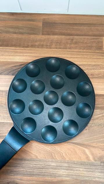 Poffertjes pan beschikbaar voor biedingen