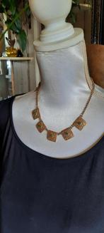 Vintage  collier,ketting,ajour,goldtone met groene jade, Sieraden, Tassen en Uiterlijk, Kettingen, Ophalen of Verzenden, Zo goed als nieuw