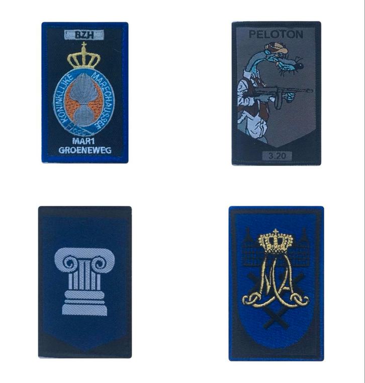 GEZOCHT! 4 emblemen KMAR, Verzamelen, Militaria | Algemeen, Marechaussee, Embleem of Badge, Nederland, Verzenden