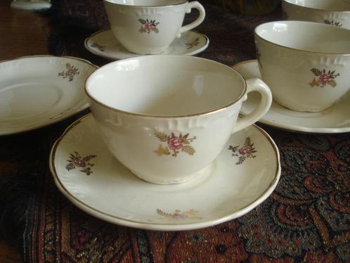 5 kop met schotel boch la louviere rose bloempje, Antiek en Kunst, Antiek | Servies los, Ophalen of Verzenden