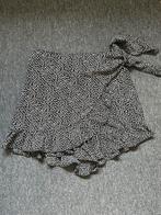 Zwart-wit broekrokje/skort met bloemenprint - Loavies, Maat 38/40 (M), Zwart, Ophalen of Verzenden, Zo goed als nieuw