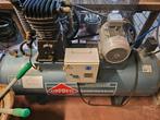 Professionele Airpress Compressor – 4 kW / 5,5 pk, Doe-het-zelf en Verbouw, Compressors, 100 liter of meer, Ophalen, Zo goed als nieuw