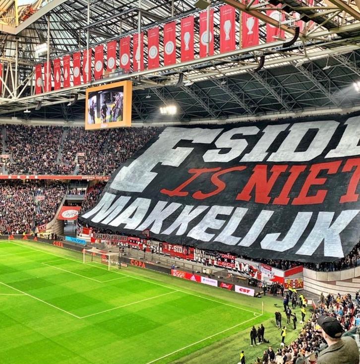 GEZOCHT F side Seizoenskaarten 2 Stuks, Tickets en Kaartjes, Sport | Voetbal, Twee personen, Mei, Seizoenskaart