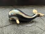 Zilveren miniatuur walvis met emaille, Antiek en Kunst, Antiek | Goud en Zilver, Ophalen of Verzenden