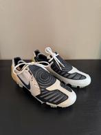 Nike Total90 FG voetbalschoenen - Maat 42.5, Verzenden, Nieuw, Schoenen