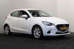 Mazda 2 1.5 Skyactiv-G S (bj 2015), Auto's, Stof, 4 cilinders, Wit, Bedrijf