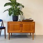 Vintage (TV / audio) kastje •Dyrlund• #2, Gebruikt, ., ., 25 tot 50 cm