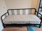 IKEA Fyresdal Slaapbank met 2 Vannareid Matrassen, Huis en Inrichting, Slaapkamer | Bedden, Ophalen, Verstelbaar, Zwart, Tweepersoons