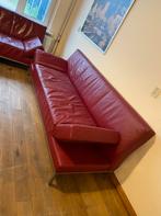 2x rode leren bank., Huis en Inrichting, Banken | Bankstellen, Ophalen, Zo goed als nieuw, 75 tot 100 cm