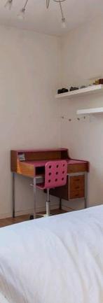 Roze Ikea bureaustoel voor kinderen, Huis en Inrichting, Bureaus, Ophalen, In hoogte verstelbaar, Gebruikt, Bureau