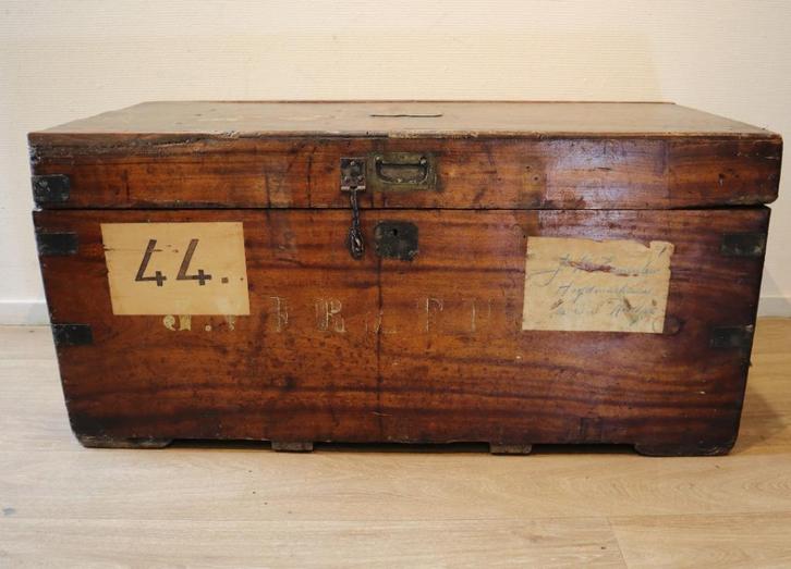 Vintage kamferkist, reiskist, Antiek en Kunst, Antiek | Woonaccessoires, Ophalen of Verzenden