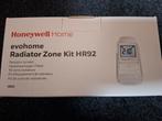 Honeywell HR92 Radiator Zone Kit, Doe-het-zelf en Verbouw, Thermostaten, Ophalen of Verzenden, Nieuw
