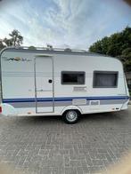 Te koop! Caravan Hobby Deluxe easy 400 KB uit 2004!!!, Caravans en Kamperen, Standaardzit, 750 - 1000 kg, Particulier, Tot en met 4