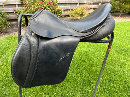 Stubben siegfried en kieffer garmisch evolution veelzijdig, Dieren en Toebehoren, Paarden en Pony's | Zadels, Zo goed als nieuw