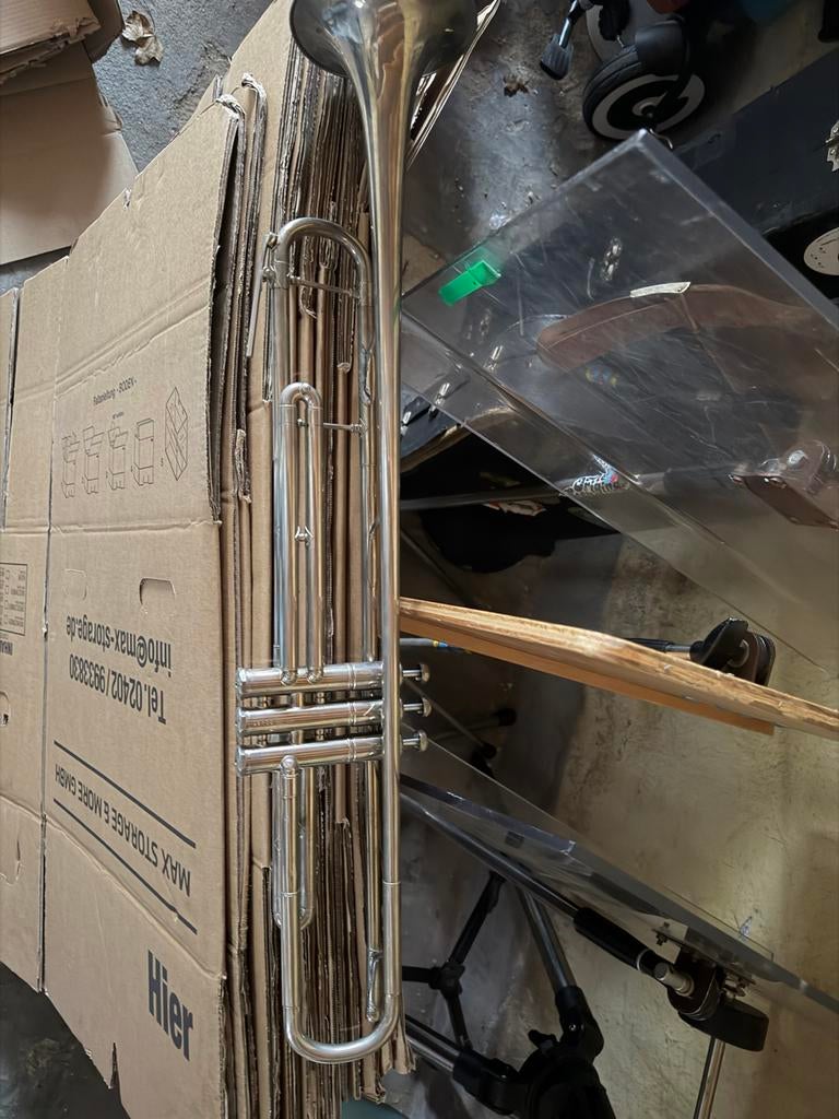 Trompet - Lang gebruikt, zonder koffer/mondstuk, Muziek en Instrumenten, Ophalen of Verzenden, Gebruikt, Bes-trompet