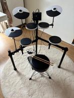 Elektrisch Roland drumstel te koop (als nieuw uit 2024), Muziek en Instrumenten, Drumstellen en Slagwerk, Ophalen, Zo goed als nieuw