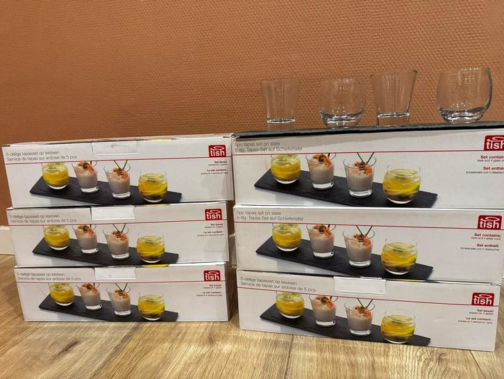 Amuse Glaasjes op Leisteen - 6 Sets van 4, Huis en Inrichting, Keuken | Servies, Zo goed als nieuw, Glas of Glazen, Effen, Glas