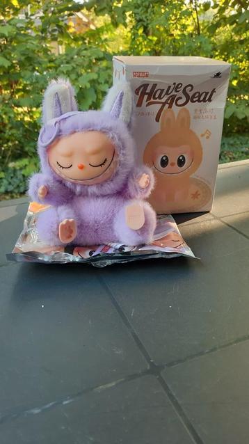 Labubu Zizi lila kleur beschikbaar voor biedingen
