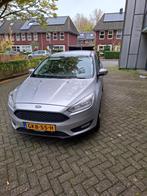 Ford Focus 1.0 Ecoboost 125pk 2016 Grijs, Auto's, 125 pk, Zwart, Handgeschakeld, 1216 kg