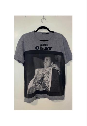 Vintage Dolce & Gabbana Cassius Clay T-shirt beschikbaar voor biedingen