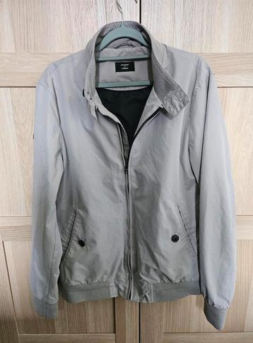 Superdry jas M beschikbaar voor biedingen