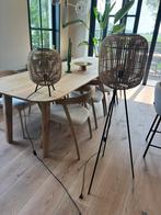 Vloerlamp en tafellamp rotan By-Boo, Huis en Inrichting, Ophalen, Zo goed als nieuw, Minder dan 100 cm