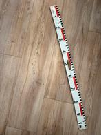 School meetlat, Ophalen