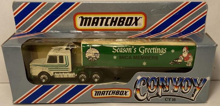 Matchbox CY-16 A-10 Scania T142 SEASON'S GREETINGS, Hobby en Vrije tijd, Modelauto's | Overige schalen, Zo goed als nieuw, Bus of Vrachtwagen