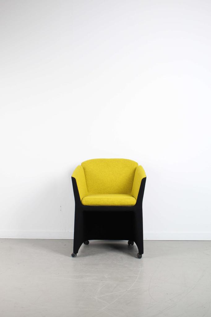 1x Montis Lotus Fauteuil Geel/Zwart Stof, Niet ingevuld, Minder dan 75 cm, Niet ingevuld, Ophalen of Verzenden